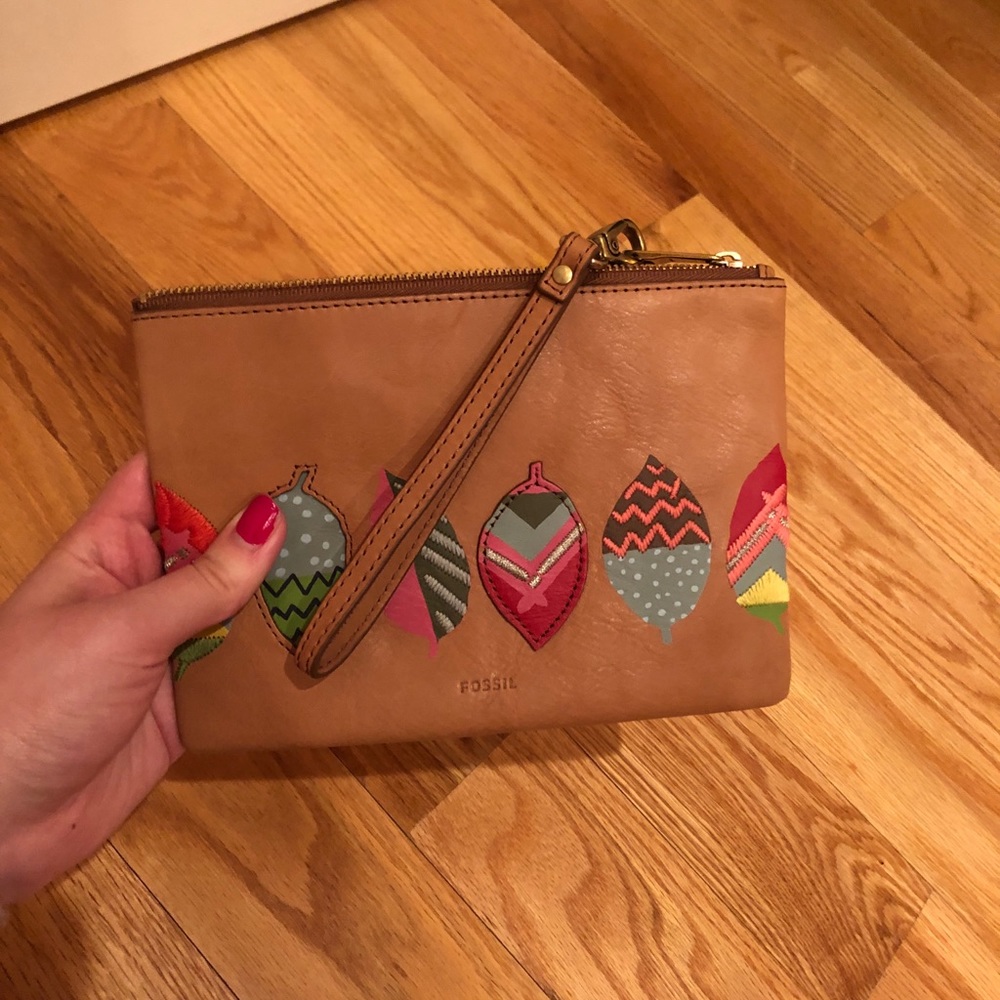 Fossil clutch!
